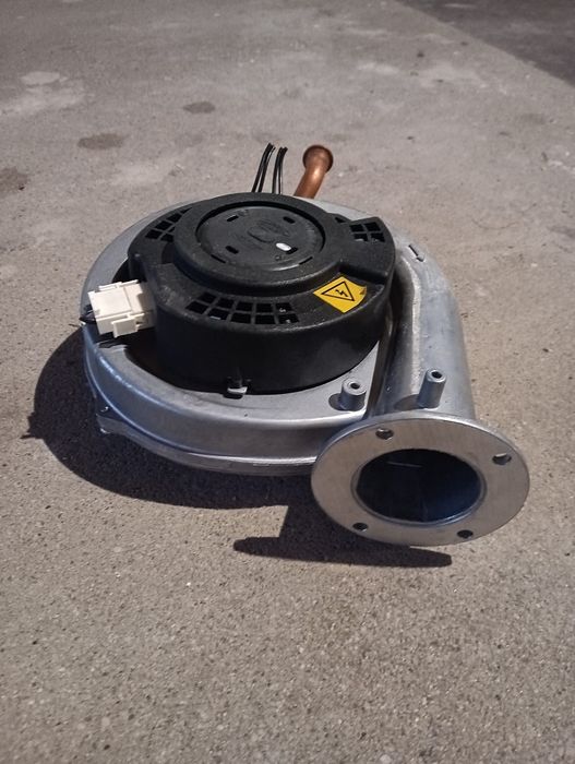 Wentylator spalin / kotła gazowego Torin-Silan – 230V – 125W
