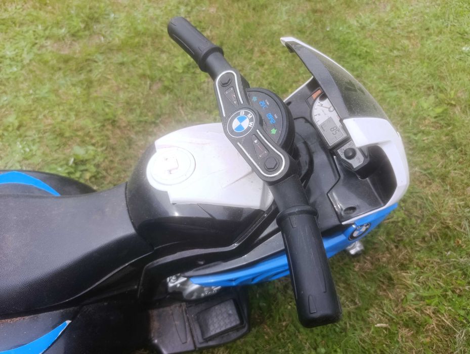 Motorek na akumulator dziecięcy (do 3 lat)