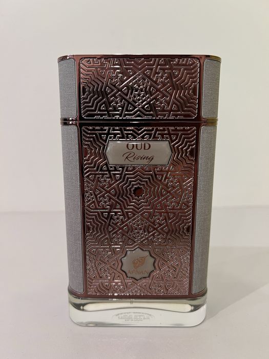 Inspiracja „oud wood” - Oud Rising od Afnana