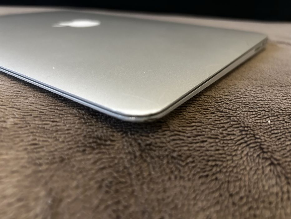 MacBook Air 13, Mid 2013,Sequoia .