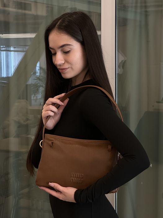 Сумка жіноча Miu Miu Aventure Nappa Leather Bag Brown