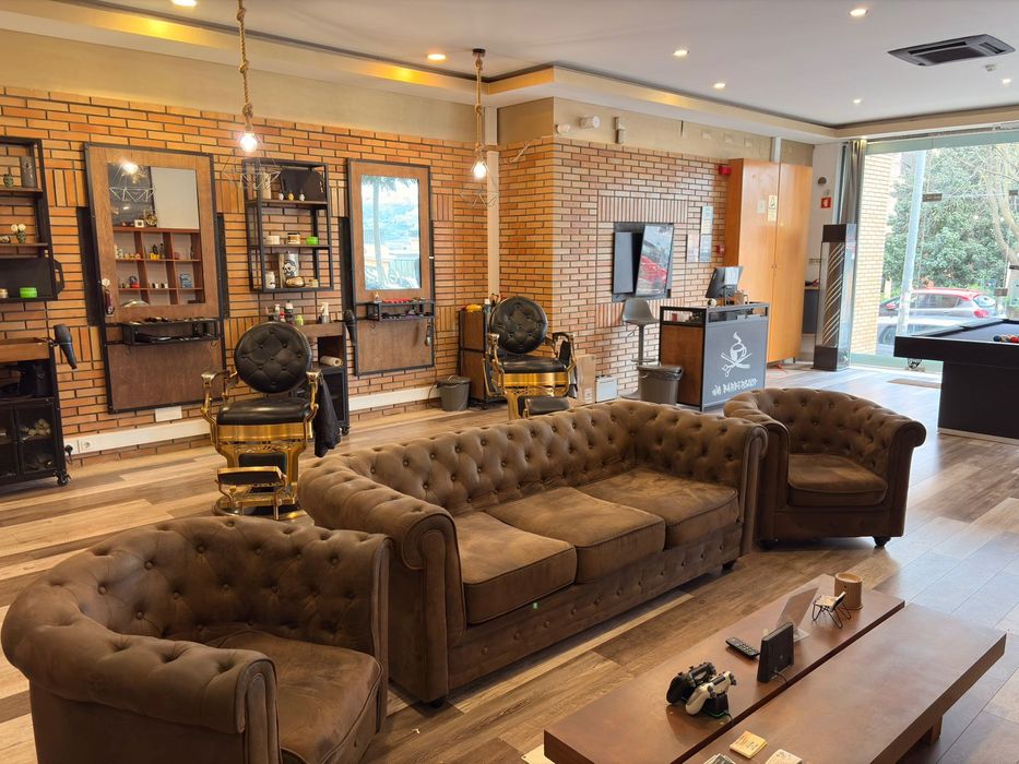 TRESPASSE — Barbearia com Estúdio de Tatuagem | Santo António dos Cavaleiros
