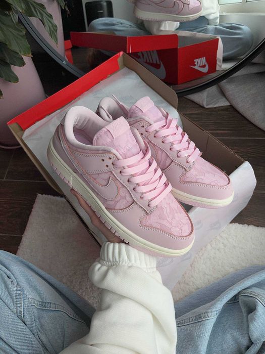 Женские кроссовки Nike Dunk Low Lace Pack Regal Pink 36-41 Хит Весны!