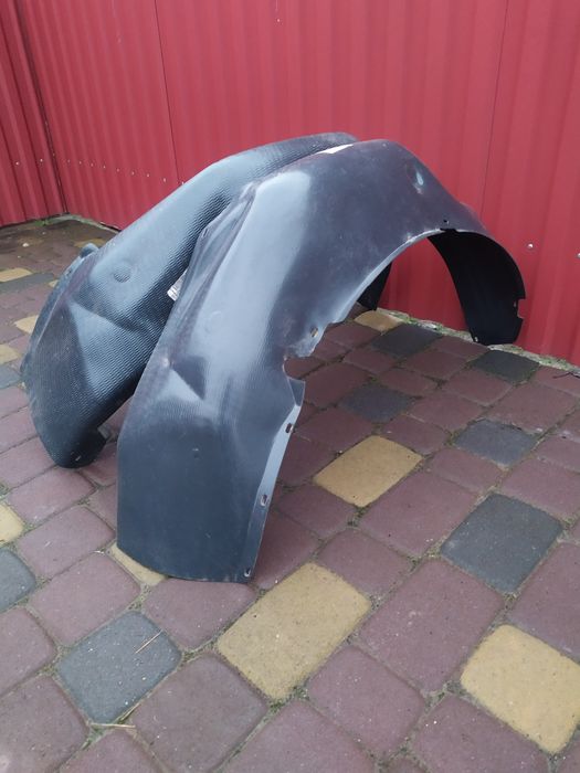 Нові передні підкрилки до ПАСАТ В4