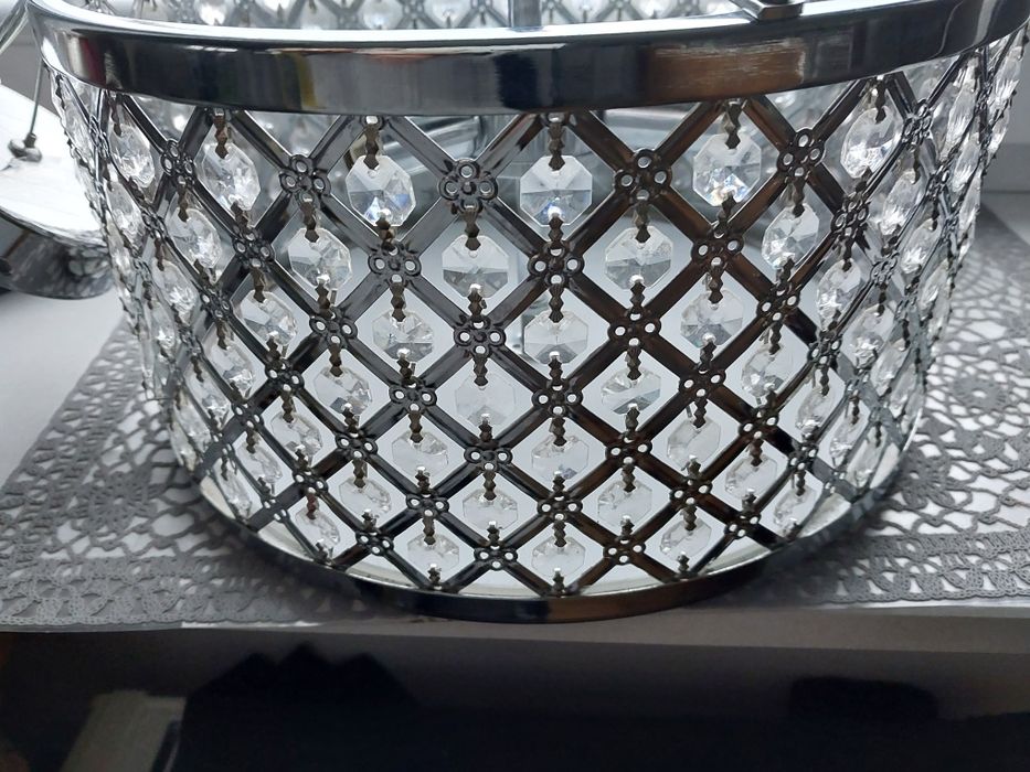 sprzedam Żyrandol z kryształkami