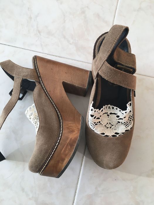Sapatos da Corsi