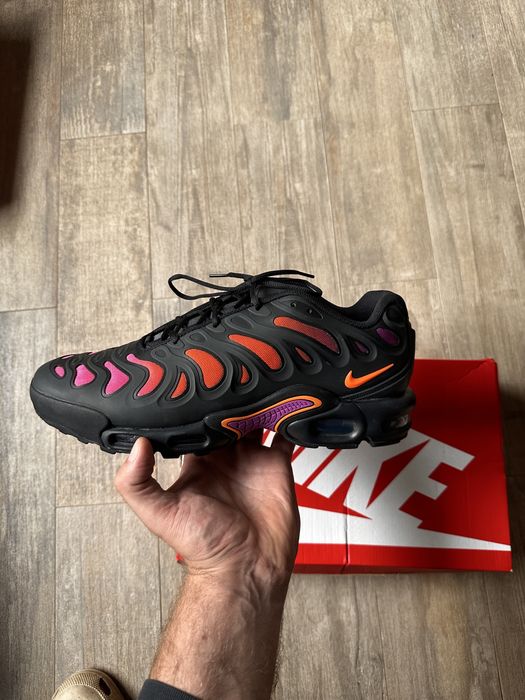 Nike Air Max Plus Drift - uk 12 / cm 31 / eur 47.5