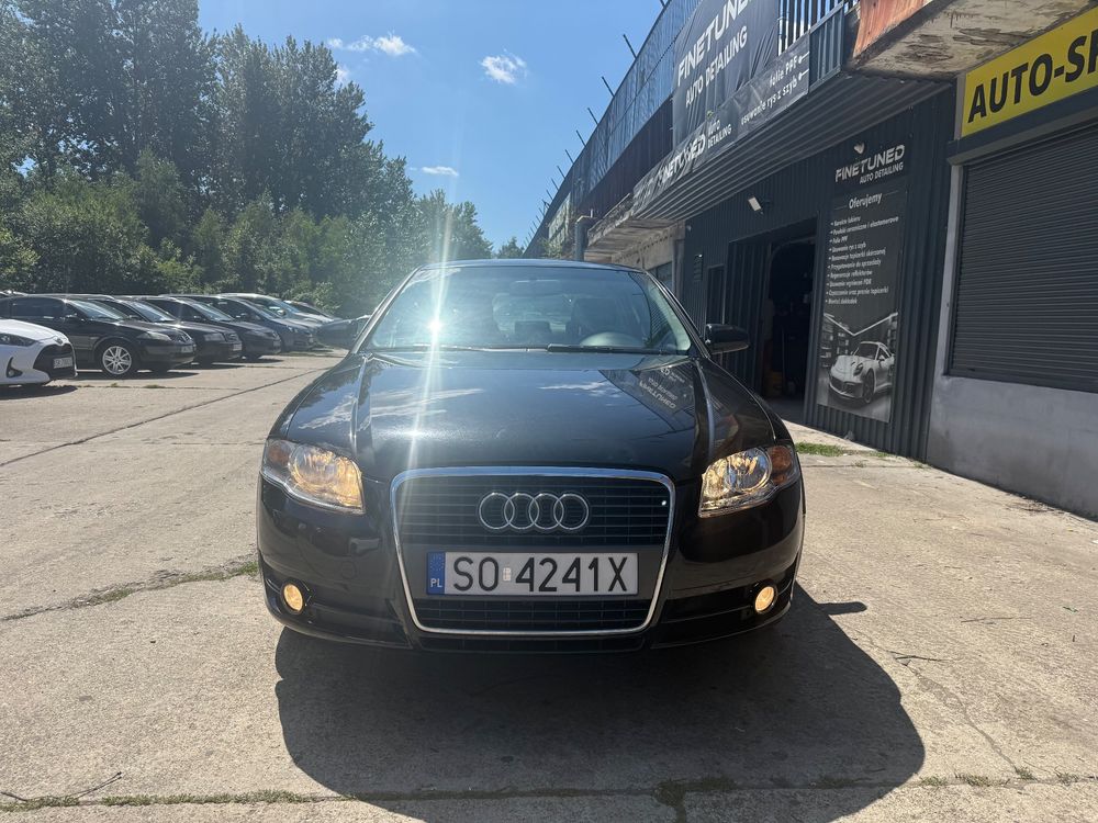 Audi A4 Limousine