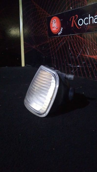 Farolim De Pisca Frente Esq Seat Ibiza Ii (6K1)