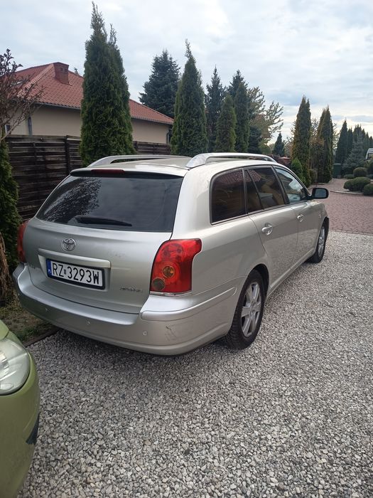 Toyota Avensis combi 2004 rok gaz!!! Okazja