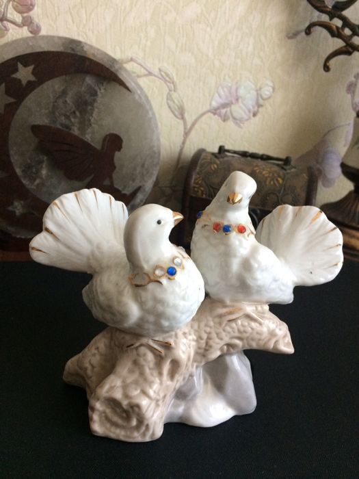 Статуэтка голуби