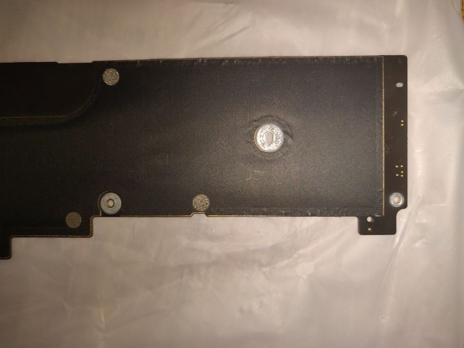 Материнська плата MacBook air 2022 m2 8/256 б/у