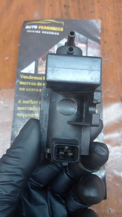 Válvula de pressão do turbo BMW 

REF: 7 . 0 0 5 7 9 . 0 0