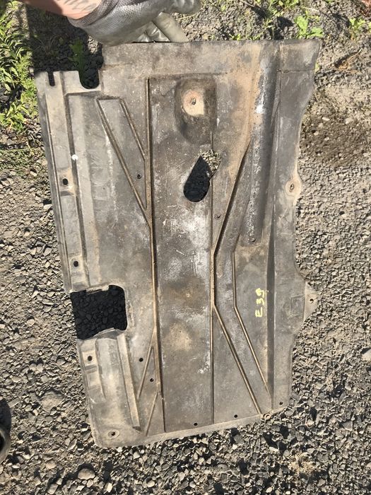 Захист дна BMW E39 защита днища дніща БМВ під вебасто або без