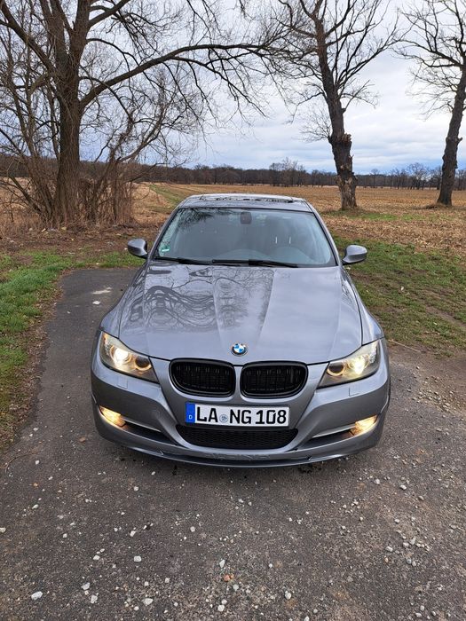 BMW E90 automat  2010r