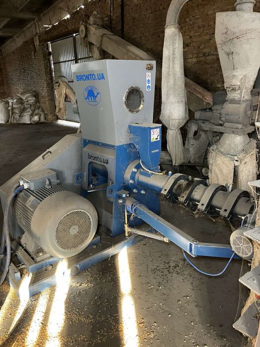 Екструдер BRONTO E 1000