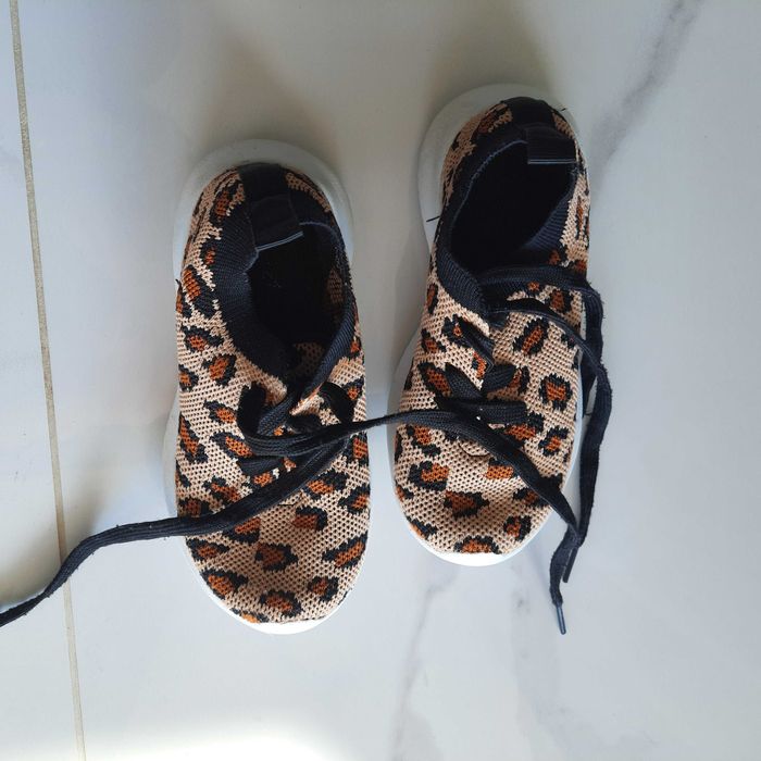 Buciki dziewczęce .