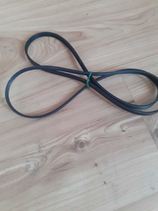 Pralka pasek wielorowkowy