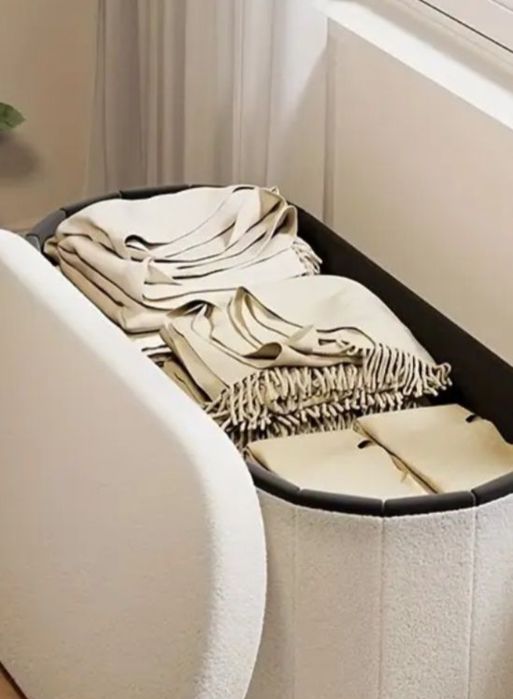 Banqueta de quarto puff  com.arrumacao em chenille nova