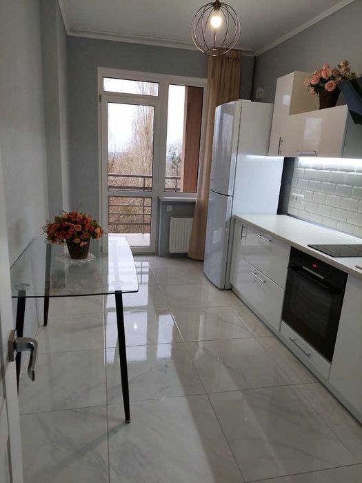 Оренда 2 кім кв ЖК Кришталеві джерела, Метрологічна, газова плита