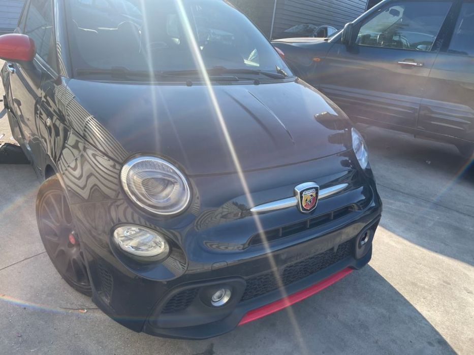 FIAT 500 595 ABARTH PISTA DE 2018 PARA PEÇAS