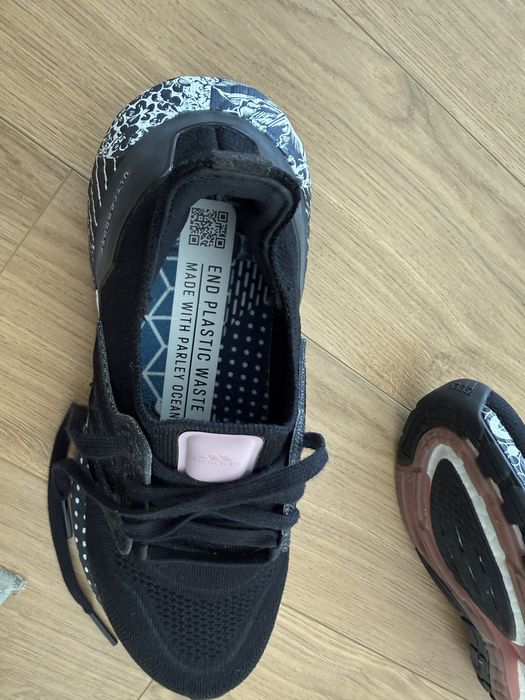 Sapatilhas Adidas Ultraboost 22