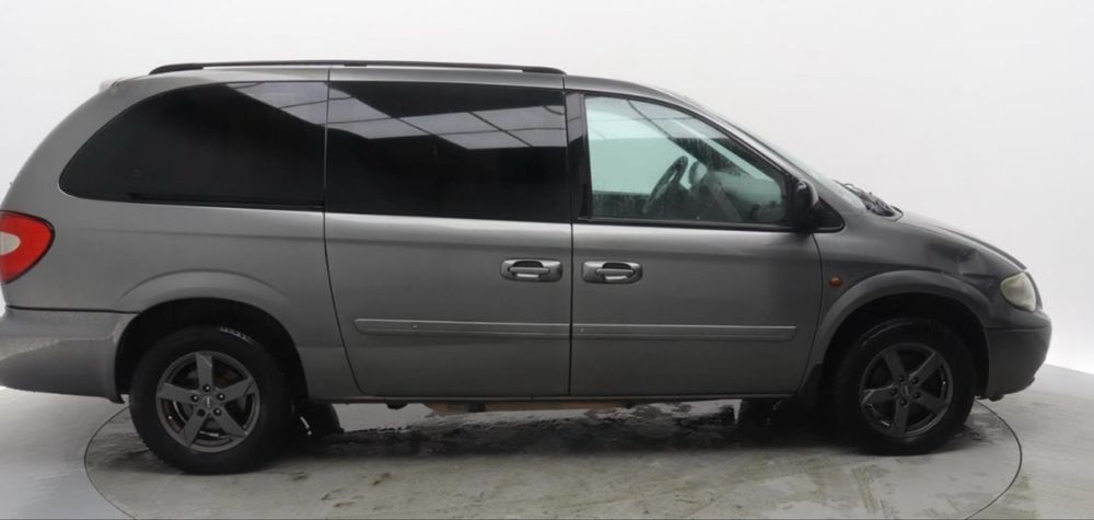 Chrysler Grand Voyager 2.8 CRD ATX SE 150cv - 7 lug- cxauto - Nacional