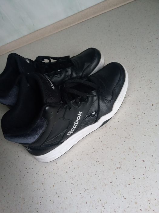 Buty snickers reebok uszkodzone rozmiar 38 wkładka 24,5cm