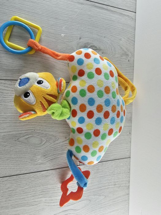 Maskotka do wózka- kolorowa rozciągana