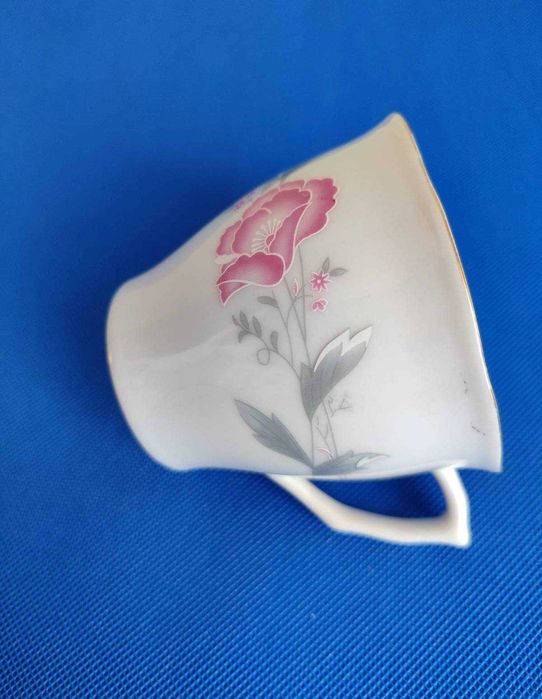 Filiżanki ze spodeczkami talerzyk, 3 kpt., stara porcelana, chińskie