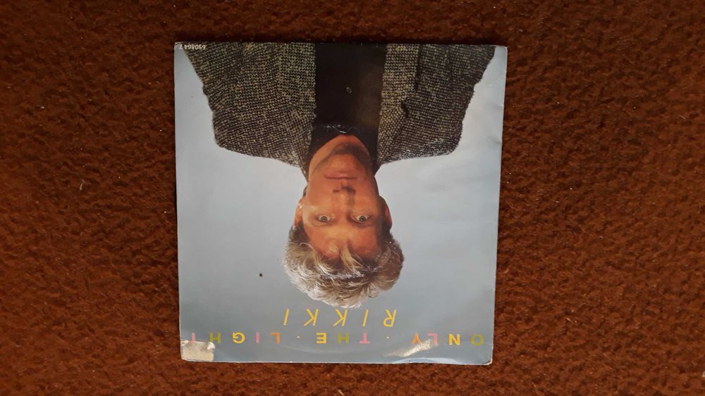 Rikki - Only the light - single vinil - portes incluídos