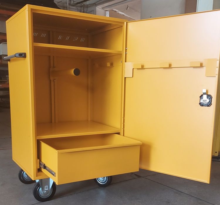 Paka jeździecka 1050x700x570 ALU + Opcje