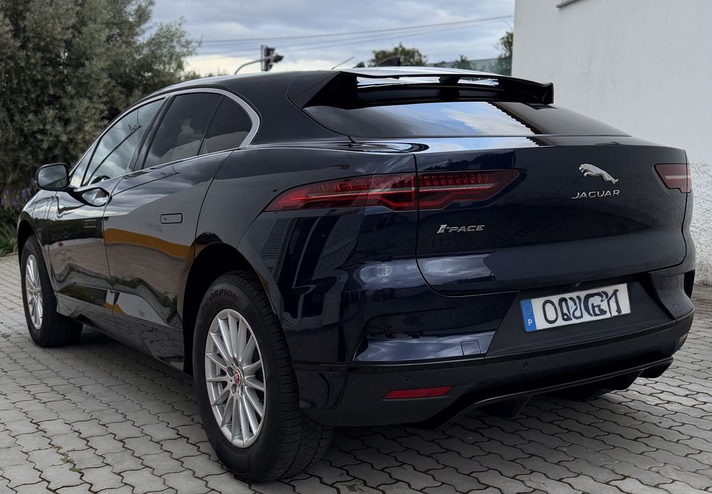 Jaguar I-PACE EV400 S AWD | IVA Dedutível | Garantia Jaguar