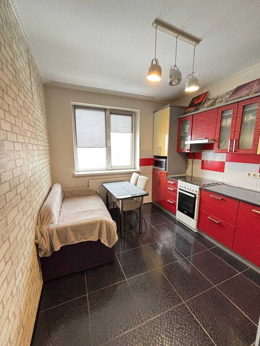 Двокімнатна квартира з ремонтом + кладова 7м2. Держ. програми_M