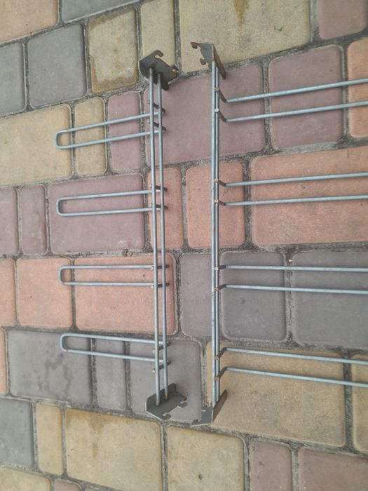 Трюмо з великим дзеркалом