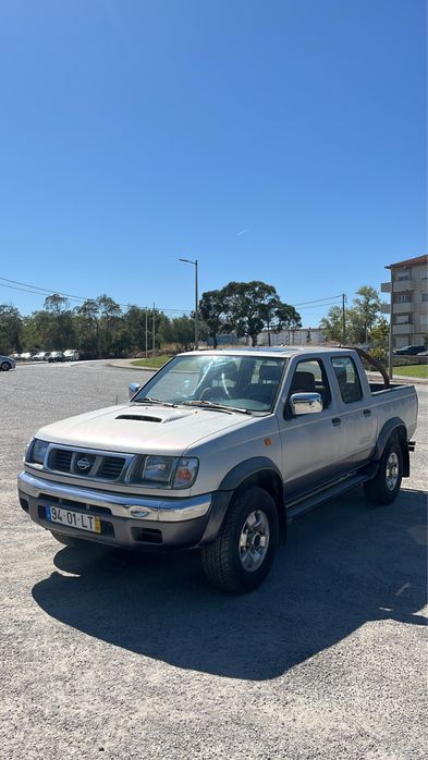 Nissan navara 2.5 TD