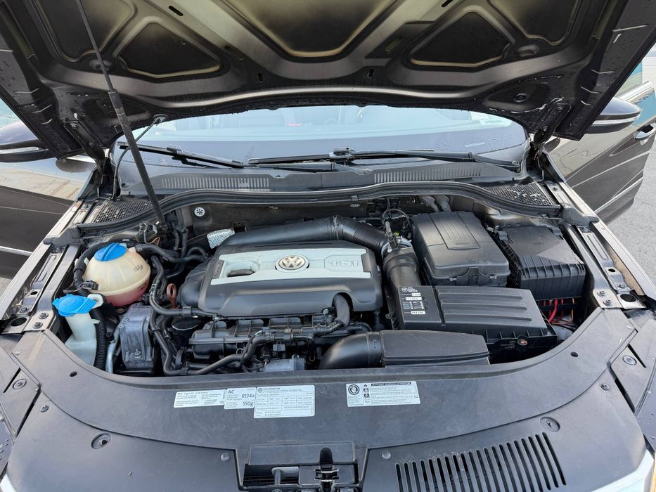 Volkswagen Passat CC / Passat