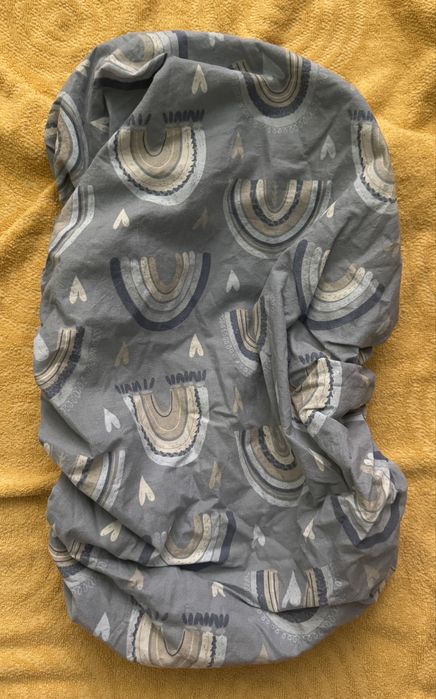 Наматрасник непромокаемый.