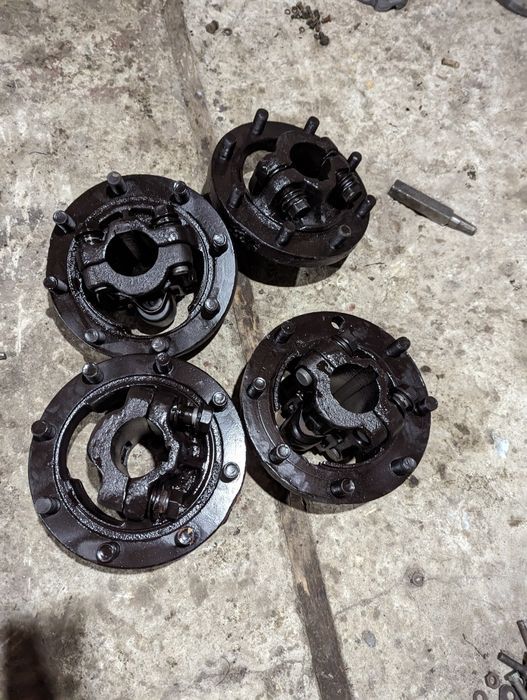 Ступиця МТЗ 50 80 82 892 Чулок ступица ступіца полуось МТЗ Мост Міст