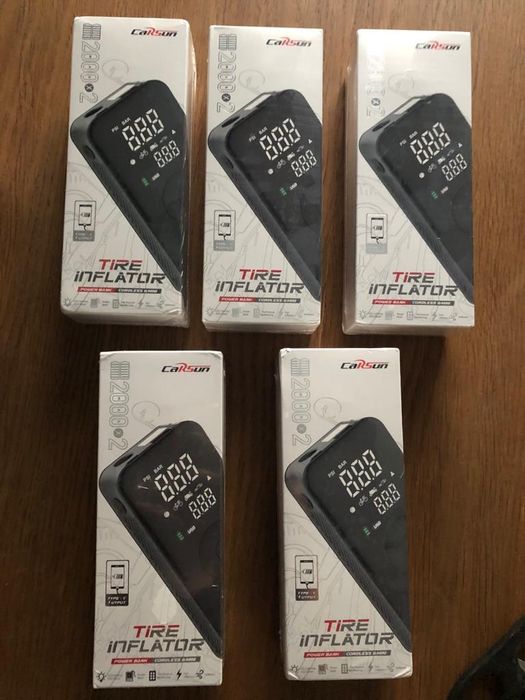 Портативний компресор, PowerBank, ліхтар.