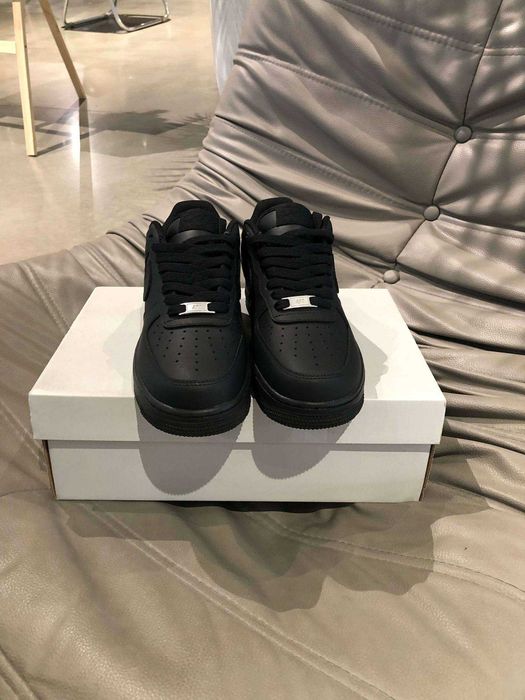 Air_Force 1_Low_Czarny 40,5