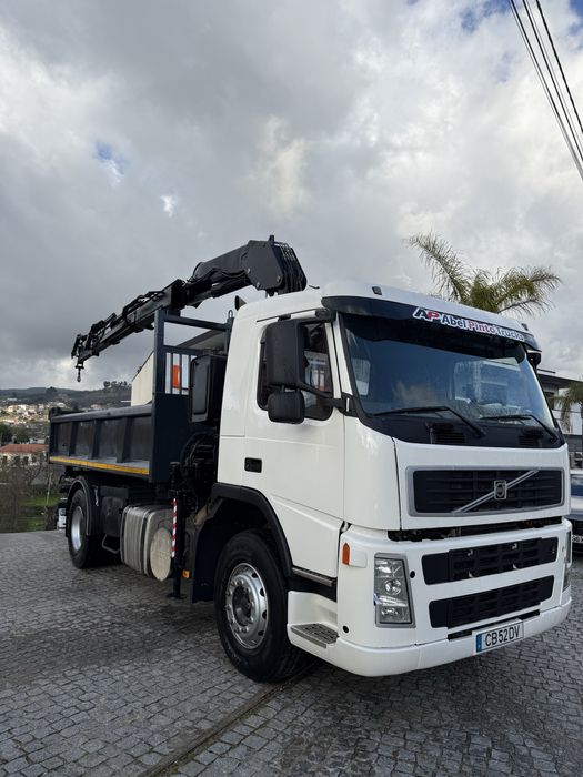 Volvo FM 300 c/grua
