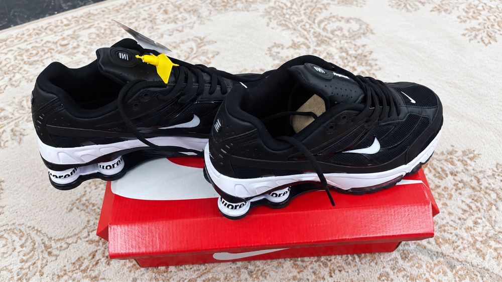 Nike Shox Ride 2 x Supreme Black/White