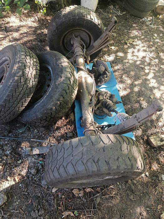 Задній міст Ісузу д-мах