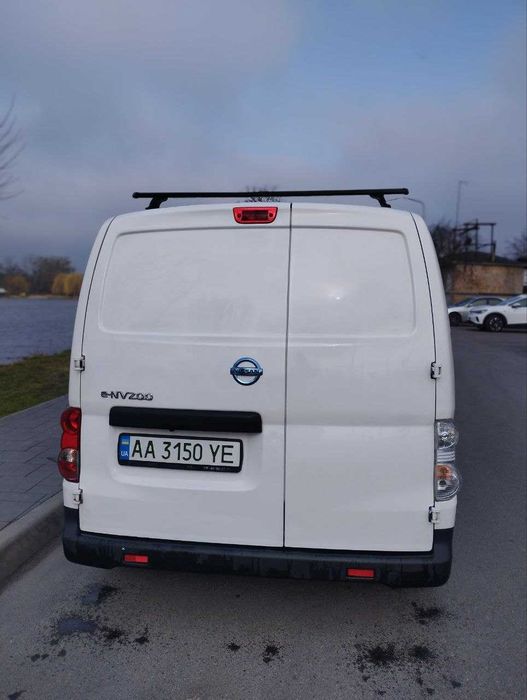 Nissan e-NV200 2015