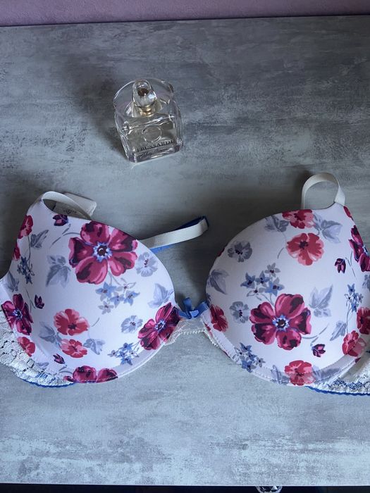 Бюстгалтер Gilly Hicks