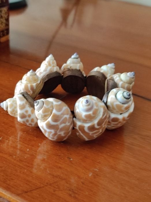 Pulseira vintage búzios grandes