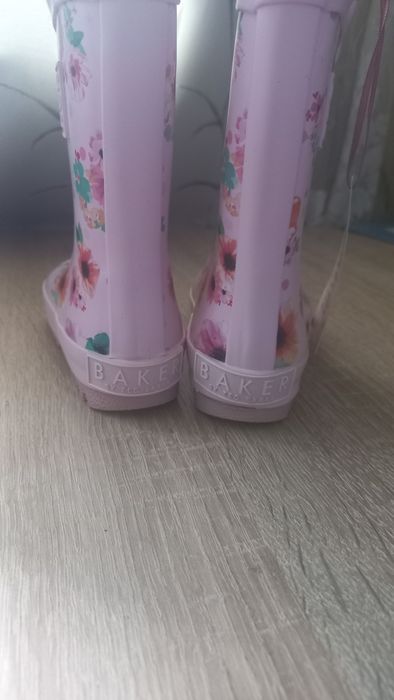 Сапожки резиновые р.23