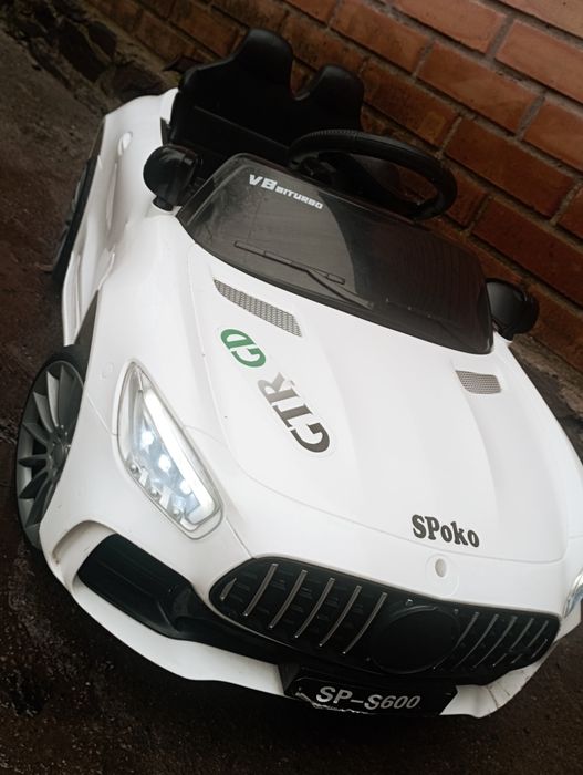 Продам дитячий автомобіль SPoko