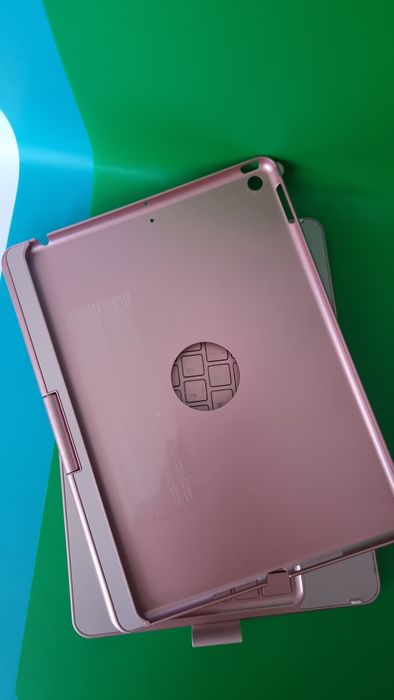 Etui z klawiaturą i touchpadem do iPada 10.2" (8. i 9. generacji) – ró
